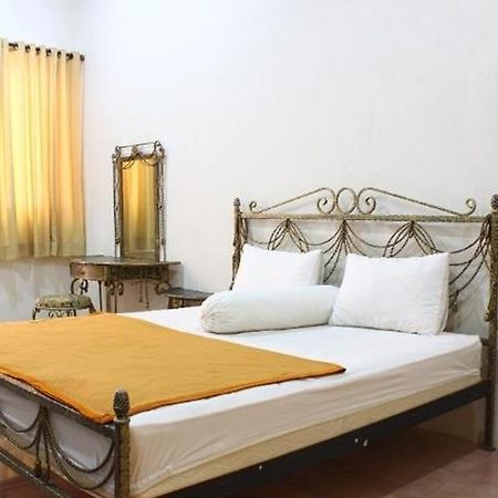 Ruang Tidur At Dpalma Bogor Exterior foto